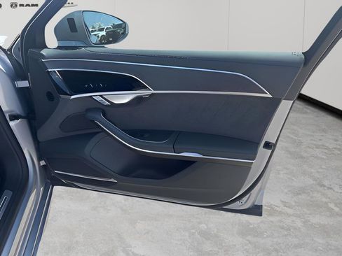 Used 2025 Audi A8 L 3.0T w/ Executive Package image 13