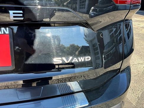 Certified 2024 Nissan Rogue SV w/ SV Premium Package AWD/4WD image 24