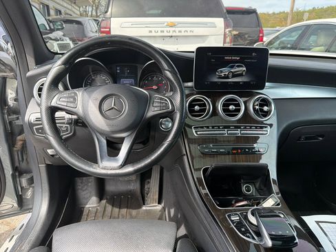 Used 2016 Mercedes-Benz GLC 300 4MATIC image 25