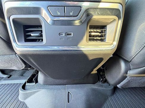 Used 2025 Chevrolet Silverado 2500 High Country w/ High Country Premium Package image 21