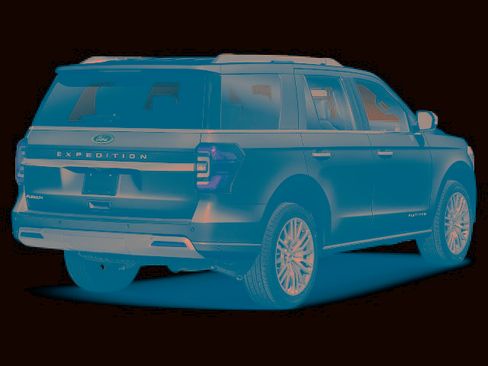 Certified 2023 Ford Expedition Platinum AWD/4WD image 2