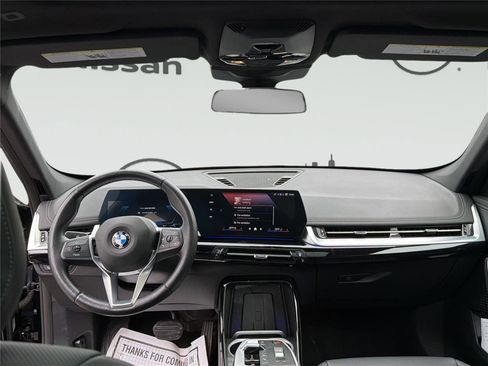Used 2025 BMW X1 xDrive28i AWD/4WD image 12