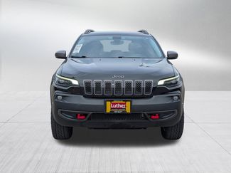 Used 2020 Jeep Cherokee Trailhawk w/ Comfort/Convenience Group AWD/4WD video 2