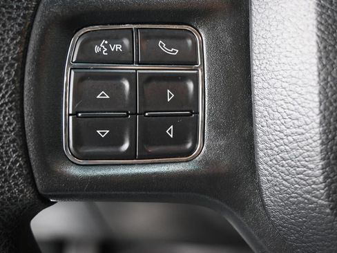 Used 2017 RAM 1500 Classic SLT RWD image 7