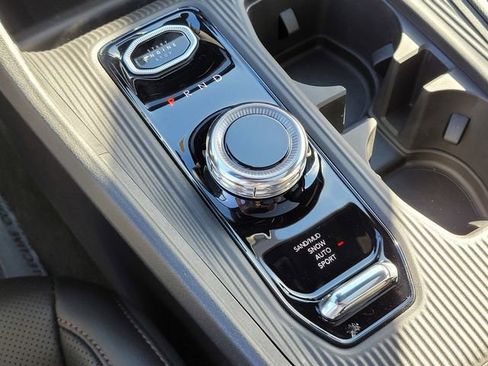 New 2026 Jeep Cherokee Overland AWD/4WD image 19