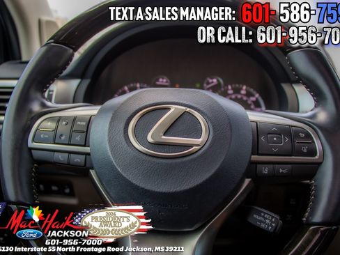 Used 2023 Lexus GX 460 Premium w/ Premium Package AWD/4WD image 12