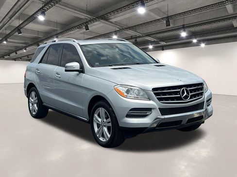 Used 2015 Mercedes-Benz ML 350 2WD image 2