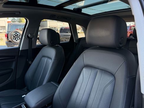 Used 2018 Audi Q5 2.0T Premium Plus w/ Premium Plus Package image 50