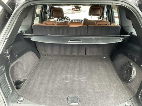 Used 2018 Jeep Grand Cherokee Summit image 8