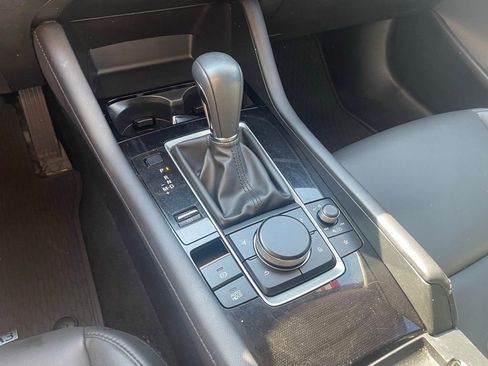 Used 2024 MAZDA MAZDA3 s image 18