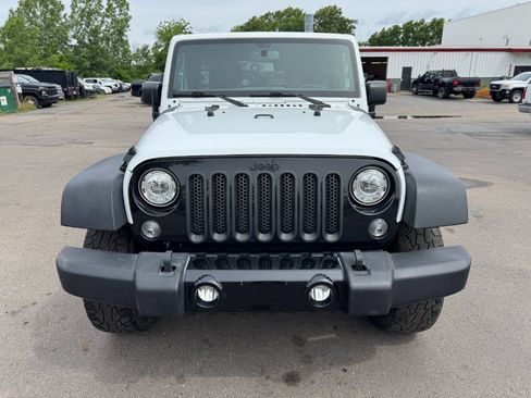 Used 2018 Jeep Wrangler Unlimited Sport w/ Quick Order Package 23W AWD/4WD image 8