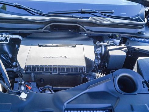 New 2025 Honda Pilot Touring image 16