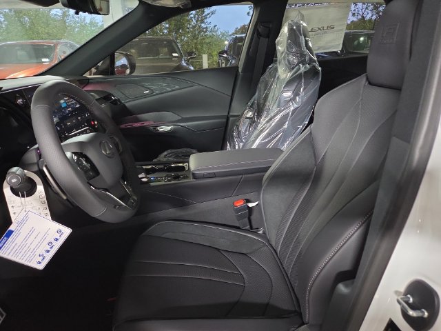 New 2026 Lexus RX 500h F Sport w/ Convenience Package AWD/4WD image 11