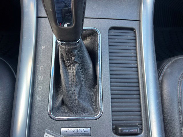 Used 2012 Lincoln MKS FWD image 28