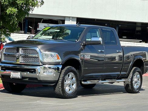 Used 2018 RAM 2500 Laramie AWD/4WD image 8