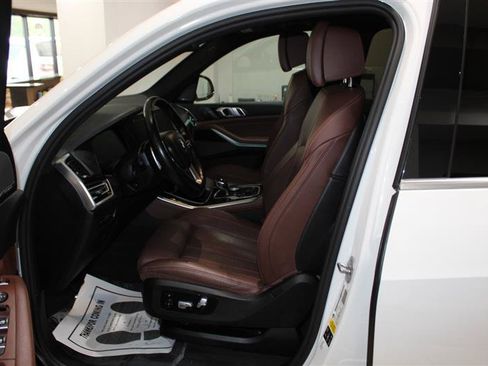 Used 2021 BMW X5 xDrive40i w/ Premium Package AWD/4WD image 28