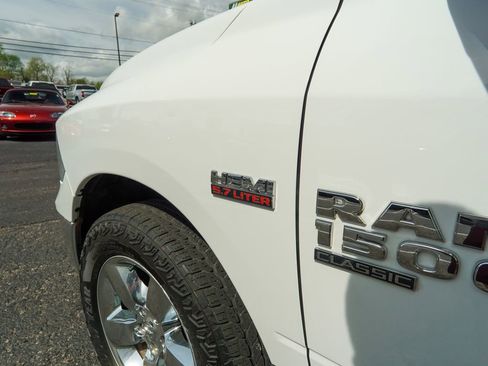 Used 2019 RAM 1500 Big Horn AWD/4WD image 8