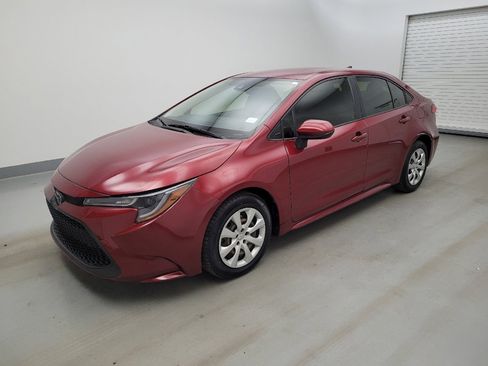Used 2022 Toyota Corolla LE FWD image 2