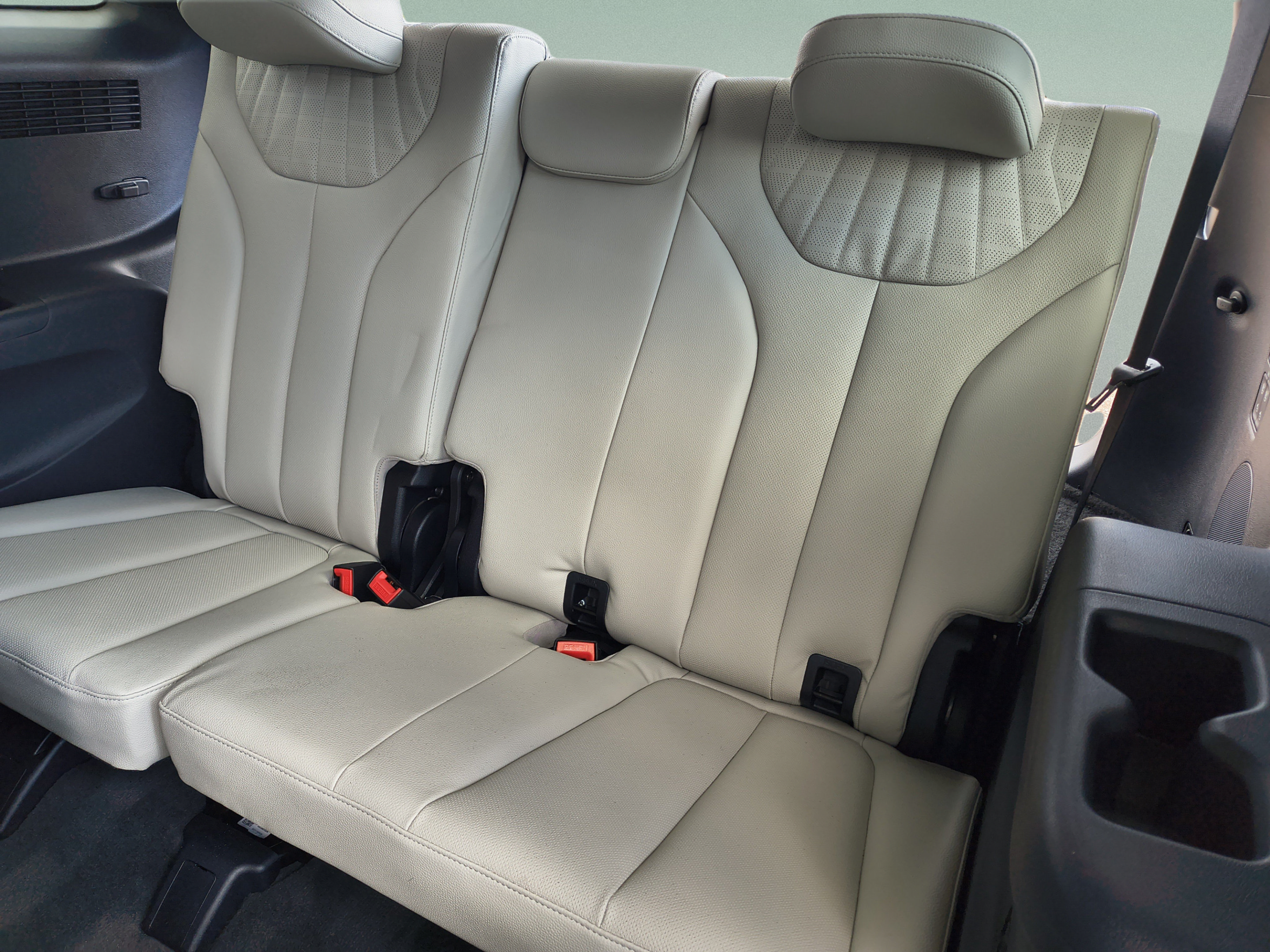 Certified 2023 Hyundai Palisade Limited FWD image 18