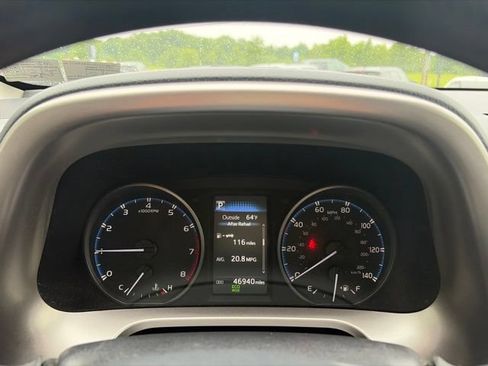 Used 2018 Toyota RAV4 LE w/ All Weather Liner Package AWD/4WD image 12