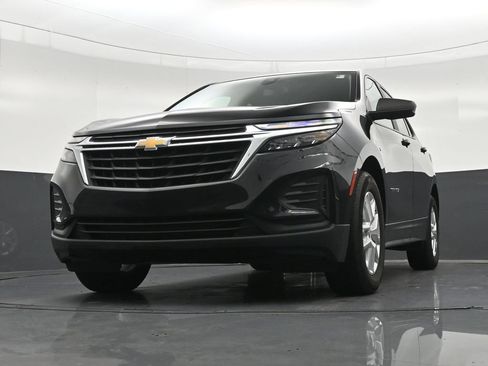 Used 2022 Chevrolet Equinox LS w/ LS Convenience Package FWD image 30