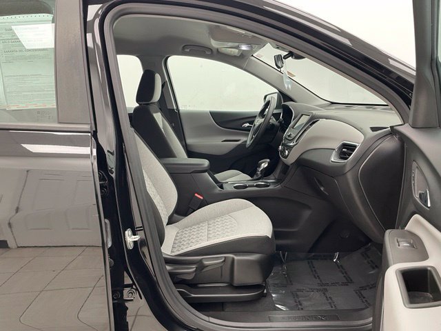 Used 2024 Chevrolet Equinox LS FWD image 19