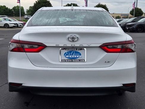 Used 2024 Toyota Camry LE image 5