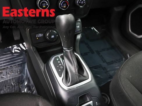 Used 2020 Jeep Renegade Sport AWD/4WD image 12