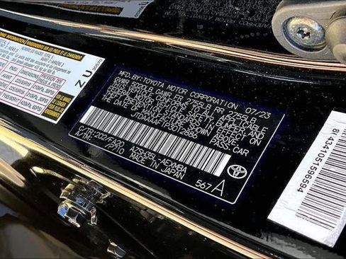 Certified 2023 Toyota Crown XLE image 34