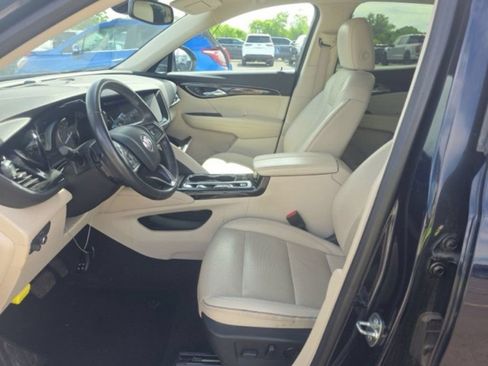 Used 2021 Buick Envision Essence AWD/4WD image 9