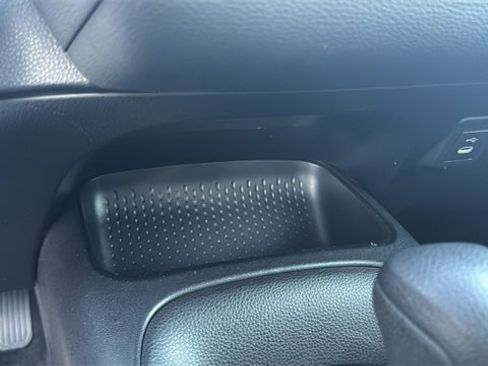 Used 2024 Toyota Corolla LE image 18