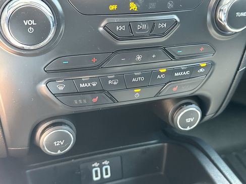 Used 2021 Ford Ranger XLT w/ Equipment Group 302A High AWD/4WD image 19