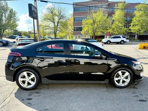 Used 2015 Chevrolet Volt Premium w/ Premium Trim Package image 6