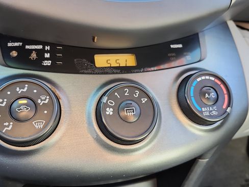 Used 2011 Toyota RAV4 Base image 32