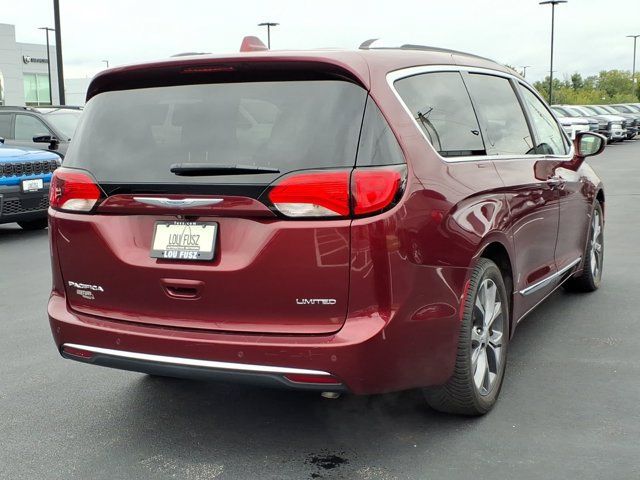 Used 2019 Chrysler Pacifica Limited FWD image 29