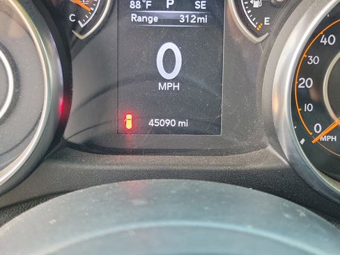 Used 2019 Jeep Wrangler Sport S image 22