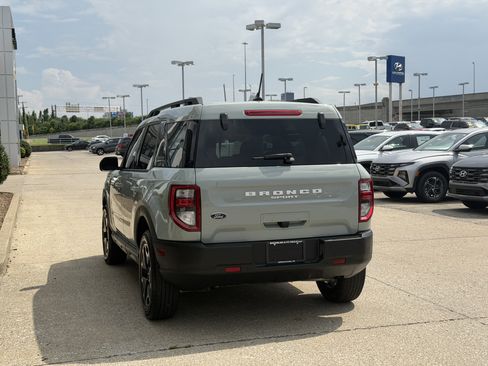 Used 2023 Ford Bronco Sport Outer Banks AWD/4WD image 7