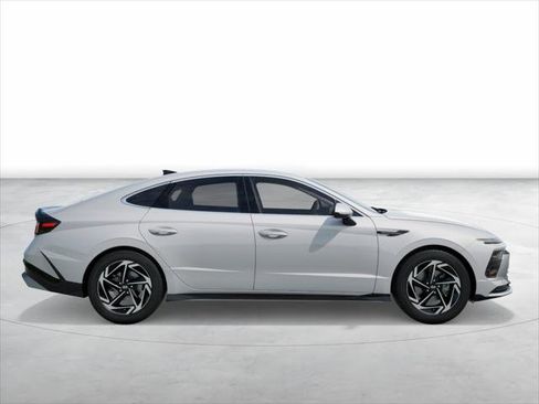 New 2026 Hyundai Sonata SEL image 7