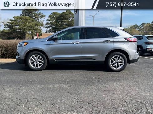 Used 2024 Ford Edge SEL image 4