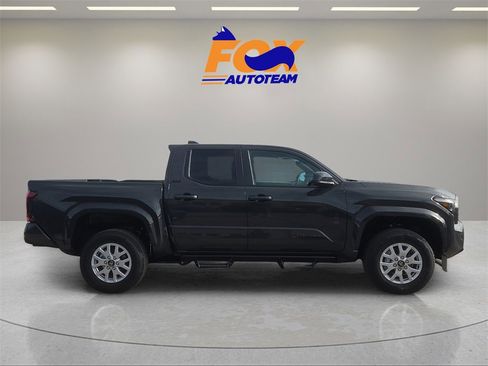 New 2026 Toyota Tacoma SR5 image 5