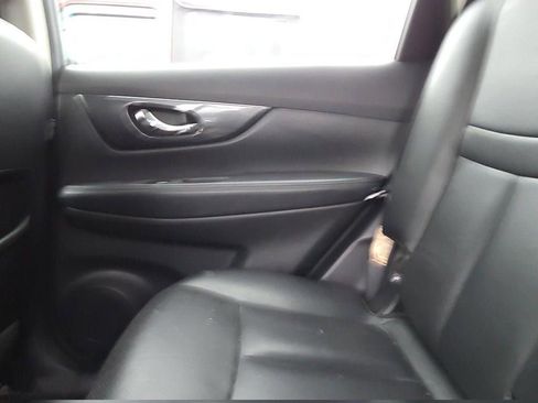 Used 2016 Nissan Rogue SL w/ SL Premium Package image 11