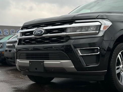 Certified 2024 Ford Expedition Limited image 48