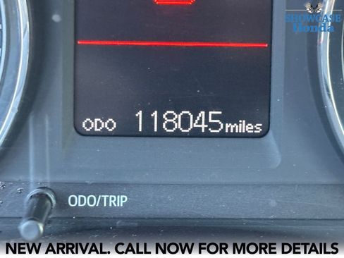 Used 2017 Toyota Corolla LE w/ Carpet Mat Package (TMS) image 9