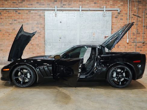 Used 2013 Chevrolet Corvette Grand Sport RWD image 28