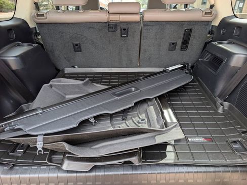 Used 2023 Lexus GX 460 Premium w/ Premium Plus Package image 29