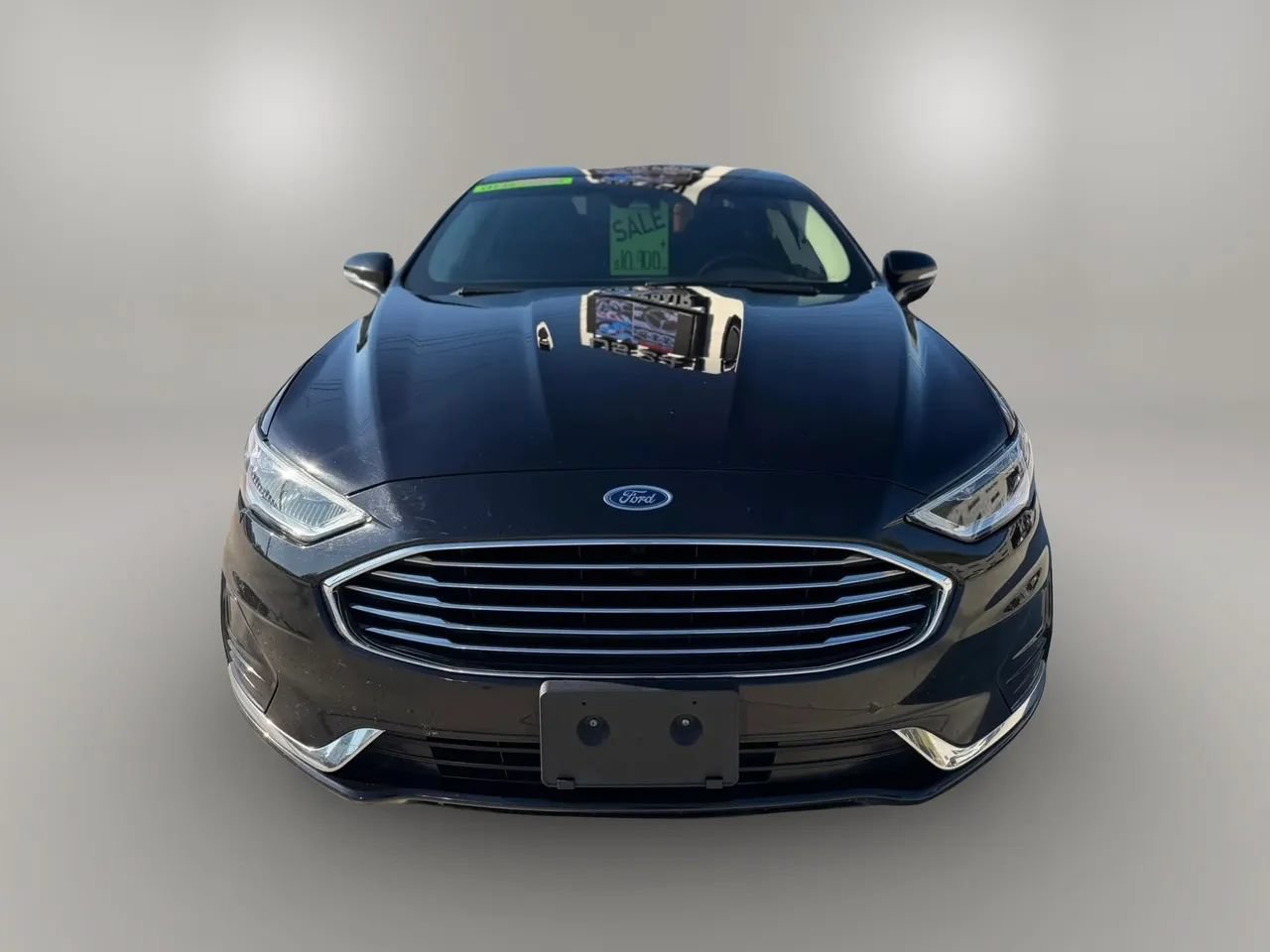 Used 2019 Ford Fusion SEL FWD image 2