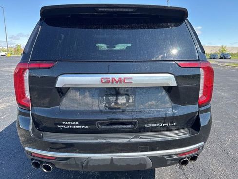 Used 2022 GMC Yukon XL Denali AWD/4WD image 5