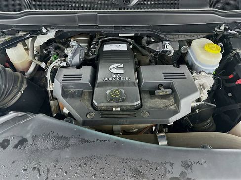 Used 2022 RAM 2500 Big Horn w/ Level C Equiment Group image 31