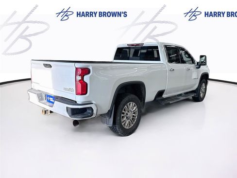 Used 2022 Chevrolet Silverado 3500 High Country AWD/4WD image 9