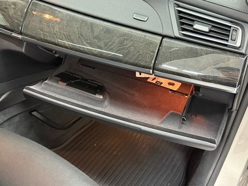 Used 2015 BMW 740Li xDrive image 23